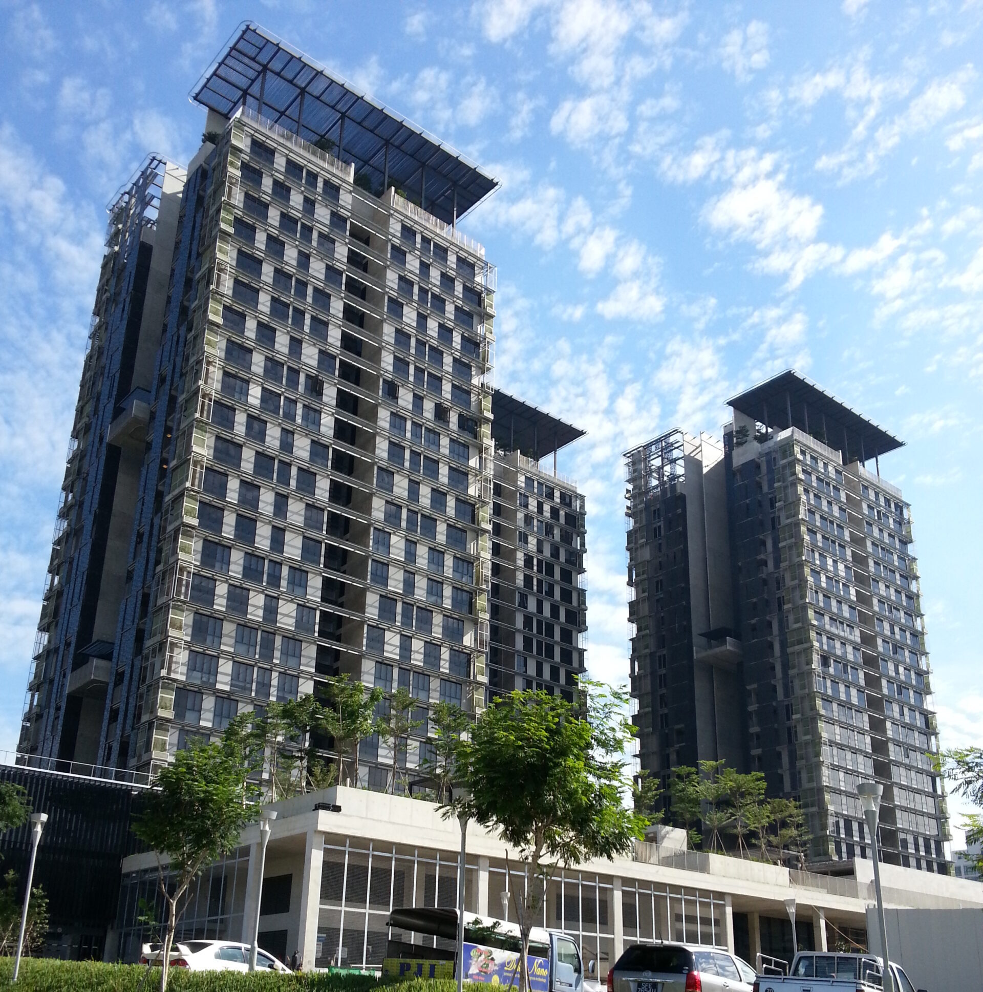 Portfolio_Institutional_Carousel-02 (Project_NUS-KV_01)